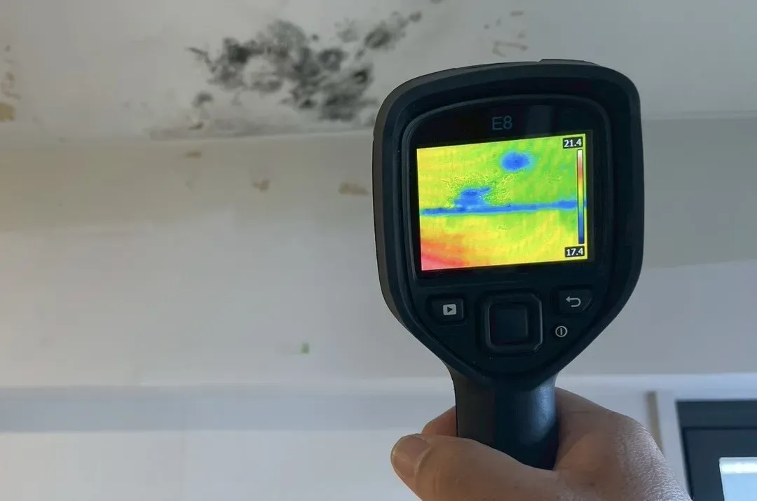 下妻市O様邸の雨もり調査（赤外線カメラ）