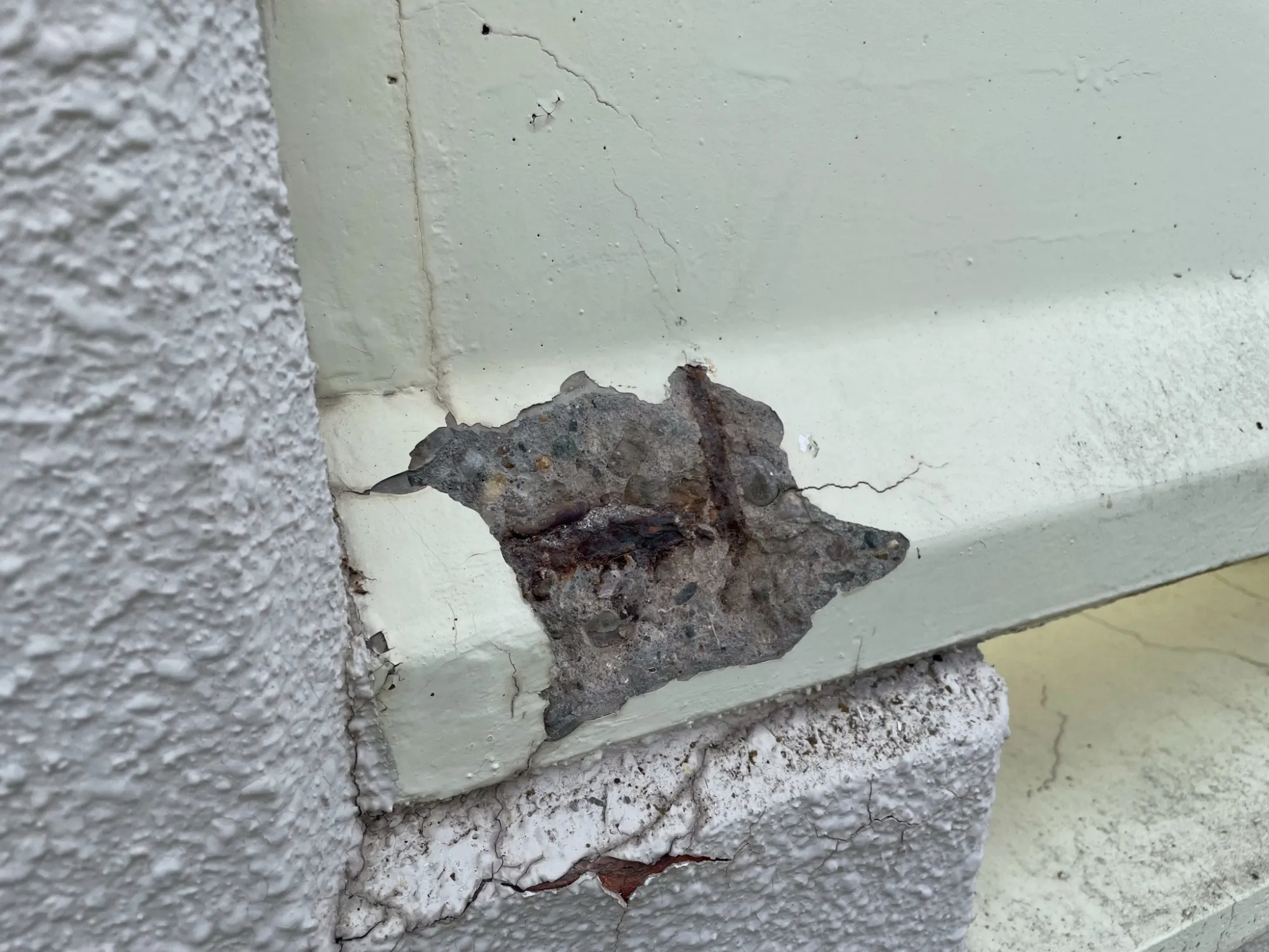 落下で怪我をさせる前に‼️ - 施工前