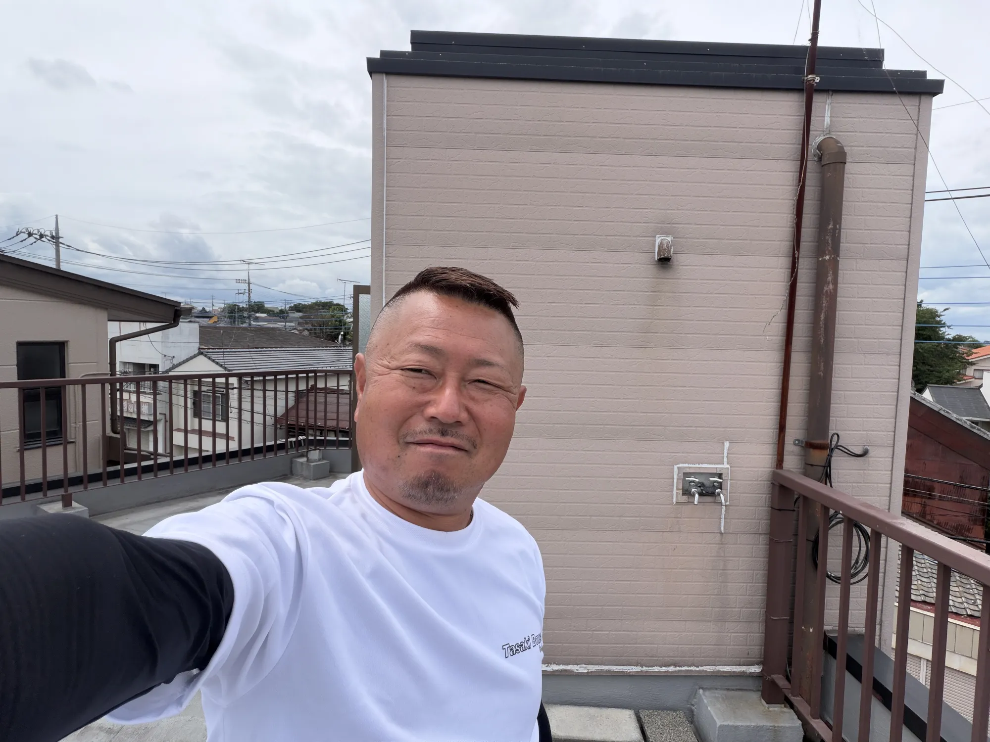 筑西市でALC＋金属サイディングの雨漏り調査。オーナー様から「リピート依頼」をいただける専門店の徹底調査 - 施工前