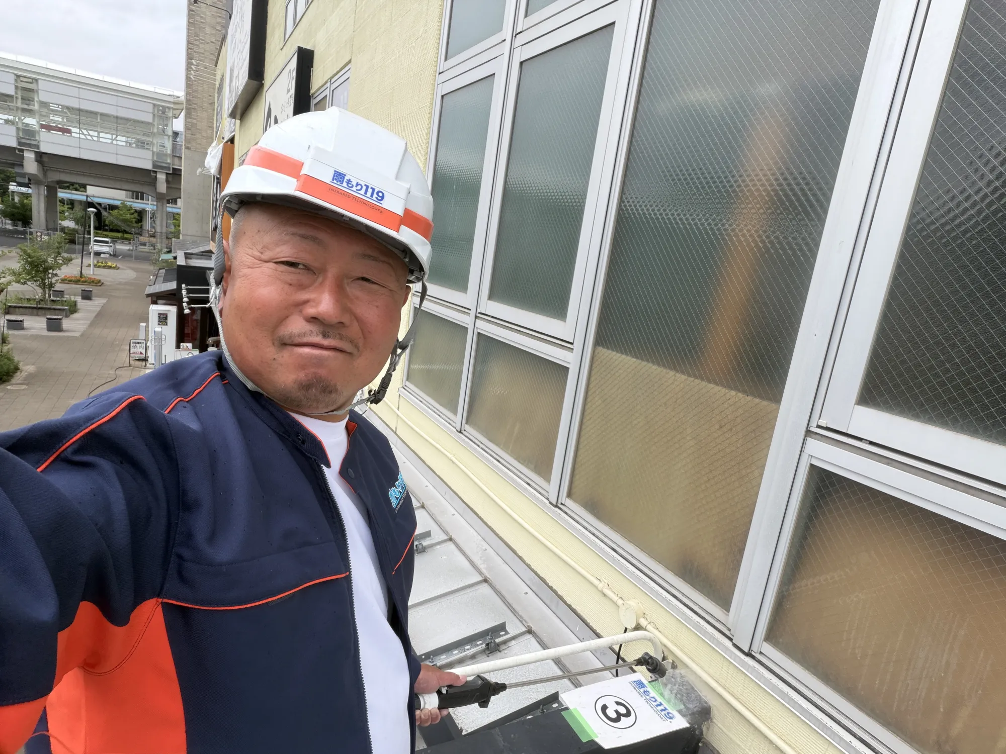 つくば市のテナントビルで台風（6月3日）による雨漏り調査。オーナー様から「リピート依頼」をいただける専門店の理由 - 施工前