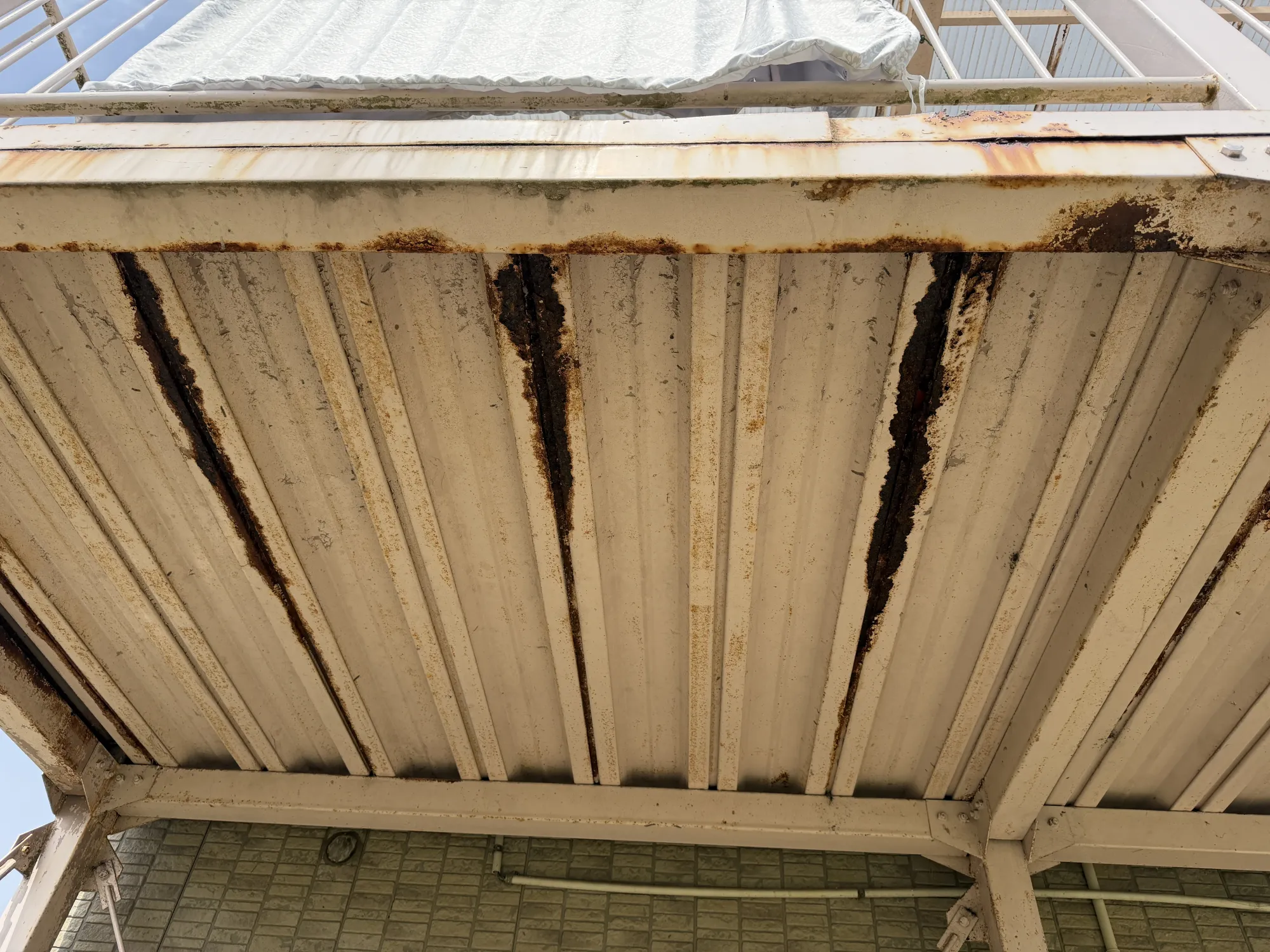 雨漏り修繕 - 施工前