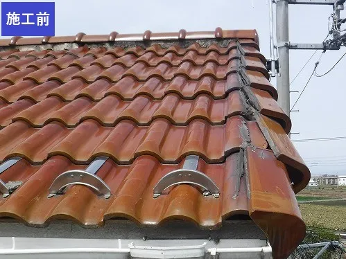 越谷市　築30年セメント瓦の一部葺き直しで雨漏り改善工事 - 施工前